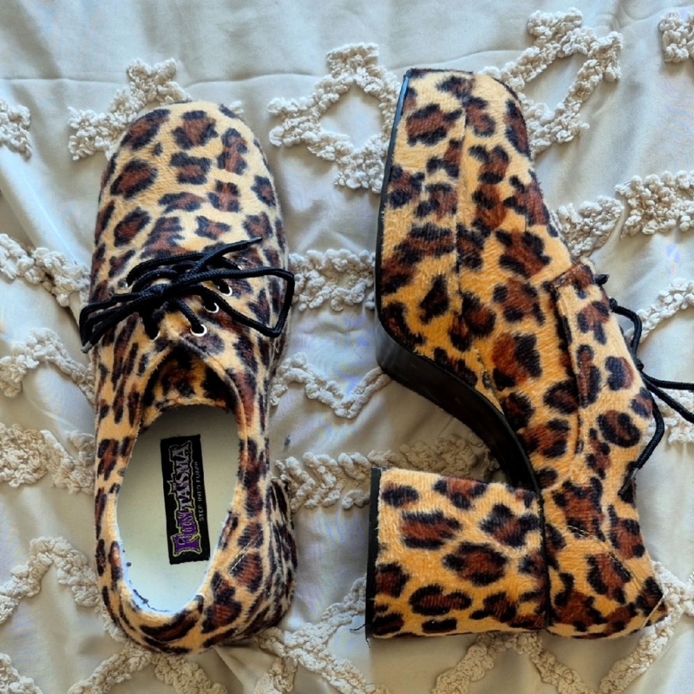 Pleaser Funtaisma Leopard Print Platform Shoes Unisex